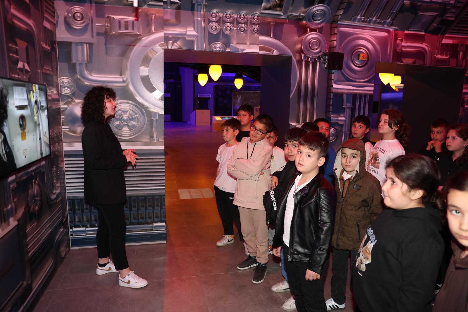 Çardaklı öğrenciler bilim merkezinde buluştu